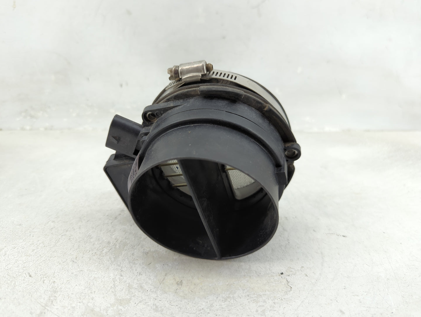 2007-2007 Gmc Sierra Mass Air Flow Meter Maf - Oemusedautoparts1.com
