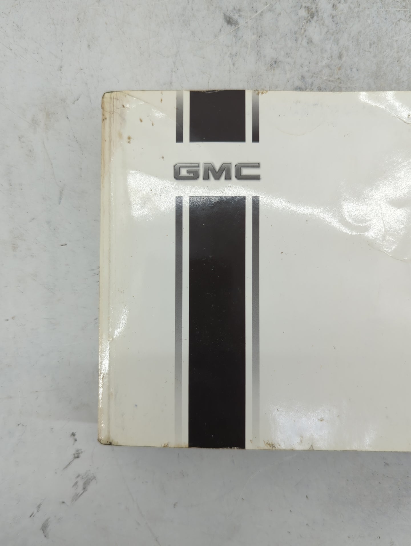 2007 Gmc Sierra Owners Manual Book Guide P/N:25817256 OEM Used Auto Parts - Oemusedautoparts1.com