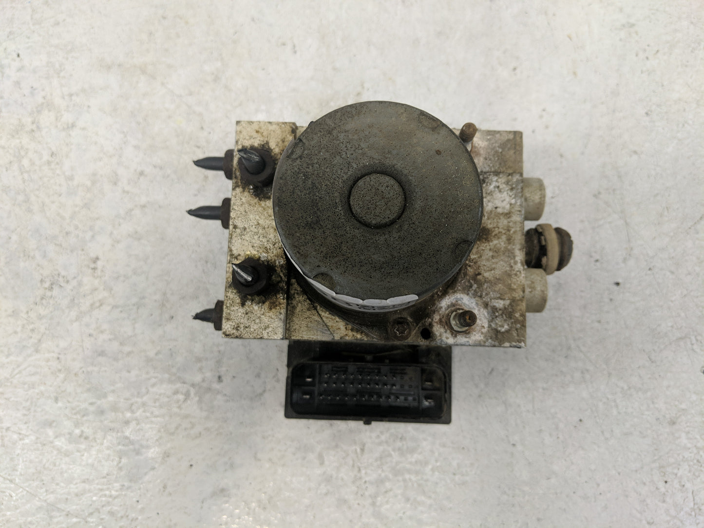 2007 Gmc Sierra 1500 ABS Pump Control Module Replacement Fits OEM Used Auto Parts - Oemusedautoparts1.com