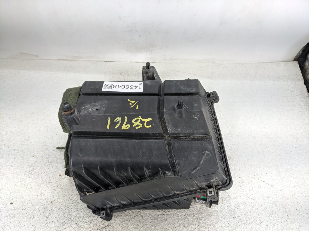 2007 Gmc Sierra 1500 Air Cleaner Intake-duct Hose Tube - Oemusedautoparts1.com