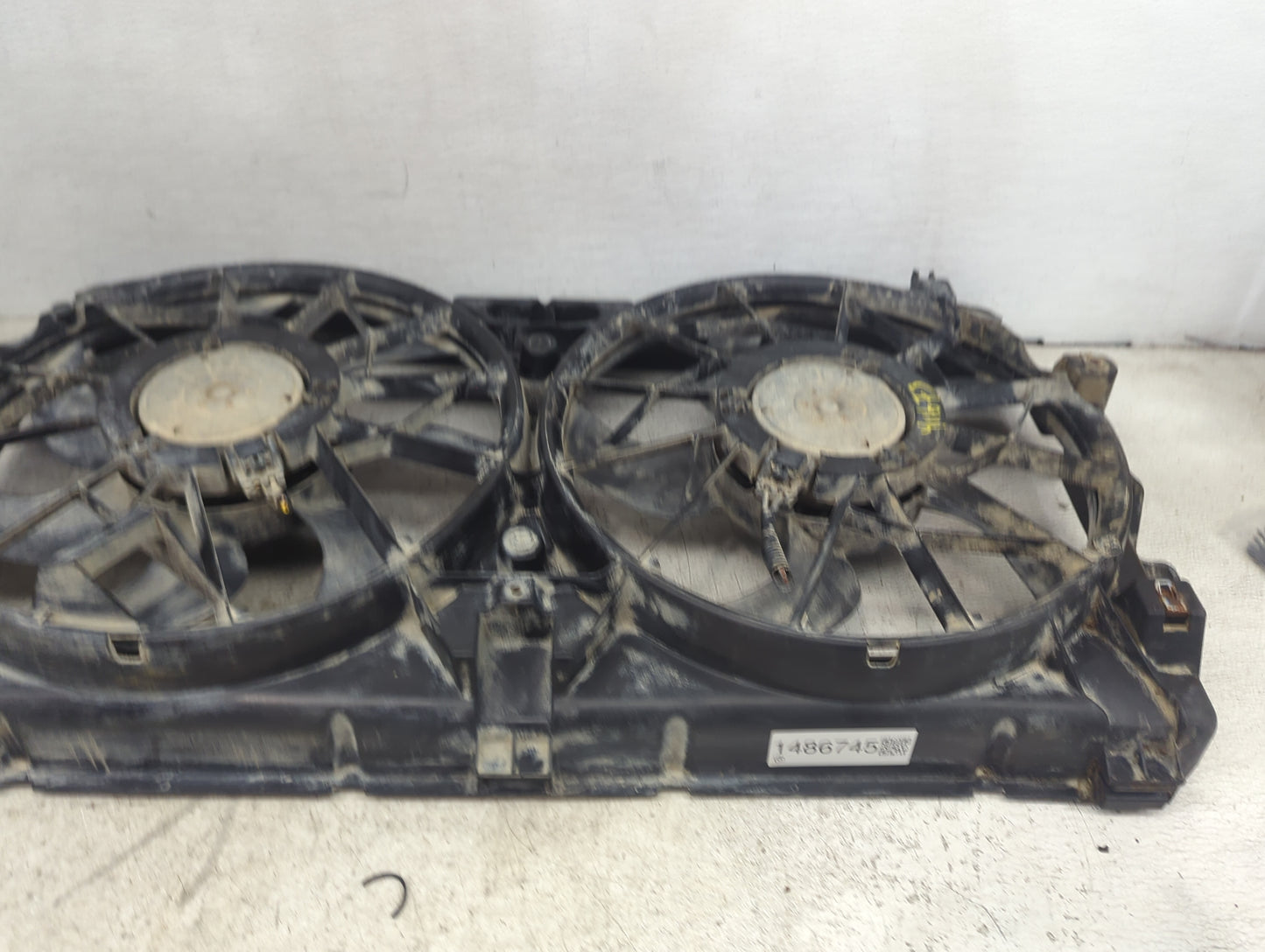 2007-2013 Gmc Sierra 1500 Electric Radiator Cooling Fan Motor Assembly Fits Fits 2007 2008 2009 2010 2011 2012 2013 2014 OEM