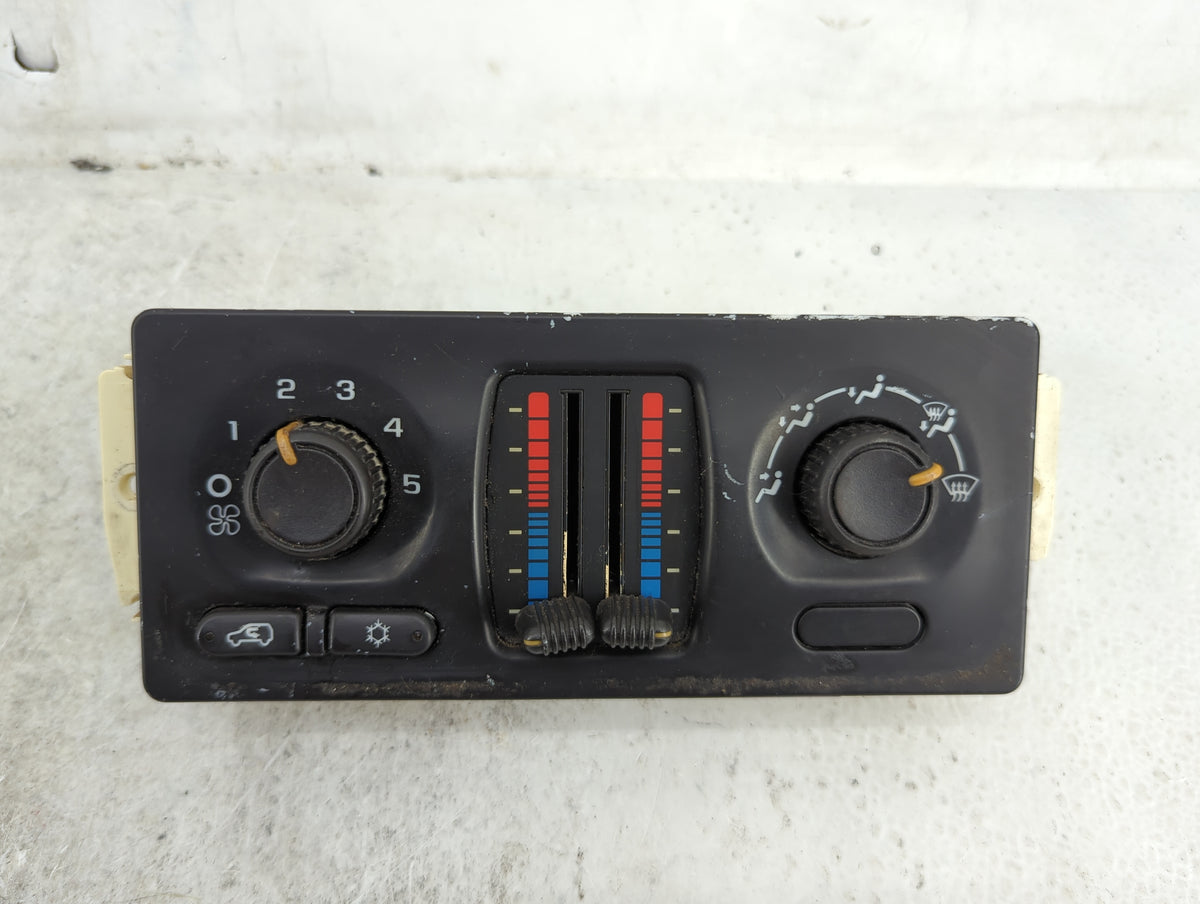 2005-2007 Gmc Sierra 1500 Climate Control Module Temperature AC/Heater Replacement P/N:15832313 Fits Fits 2005 2006 2007 OEM