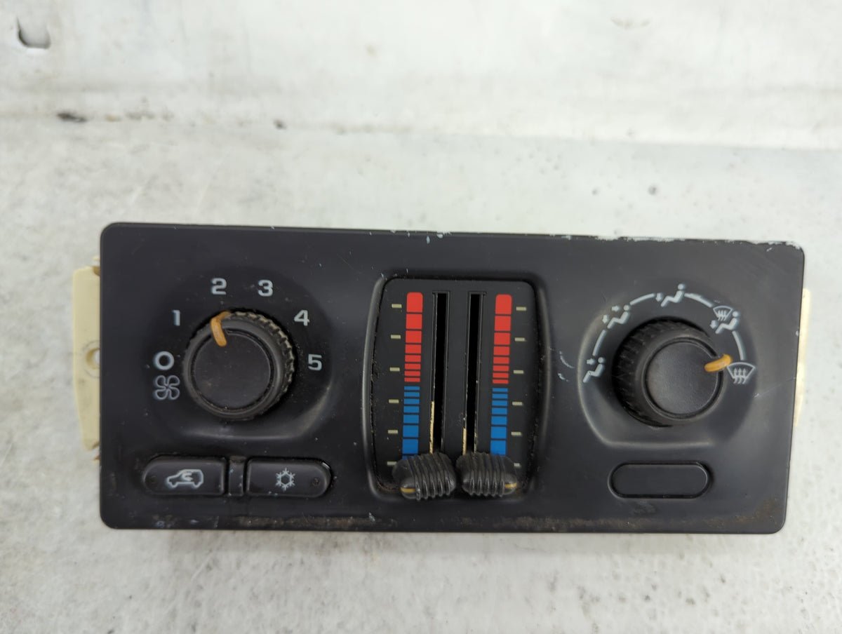 2005-2007 Gmc Sierra 1500 Climate Control Module Temperature AC/Heater Replacement P/N:15832313 Fits Fits 2005 2006 2007 OEM