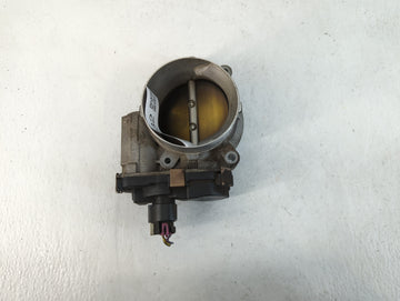 2007-2008 Gmc Sierra 1500 Throttle Body P/N:RME87-3A 0760 Fits Fits 2006 2007 2008 2009 OEM Used Auto Parts - Oemusedautopar