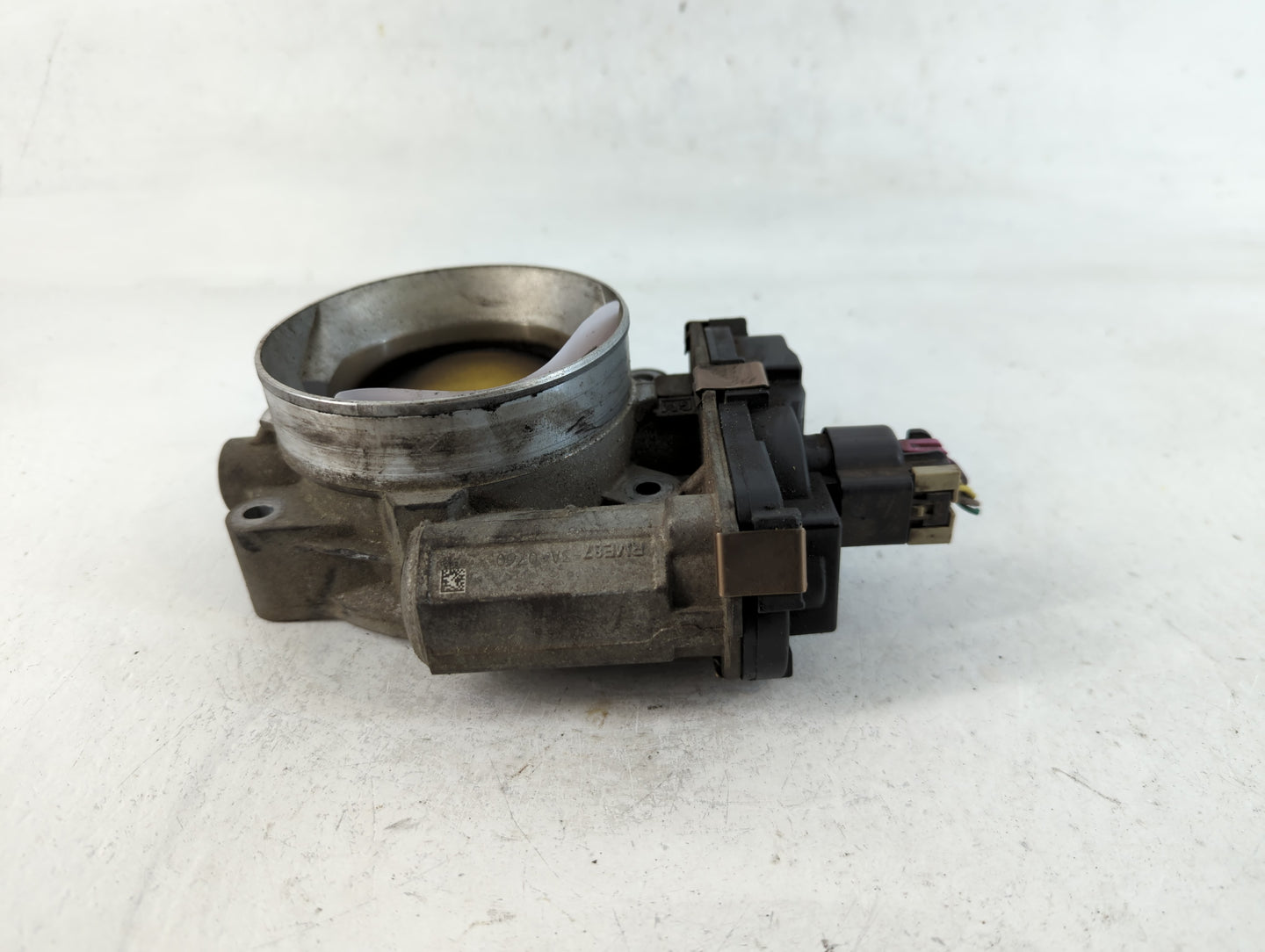 2007-2008 Gmc Sierra 1500 Throttle Body P/N:RME87-3A 0760 Fits Fits 2006 2007 2008 2009 OEM Used Auto Parts - Oemusedautopar