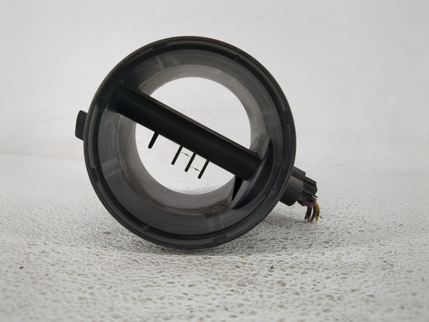 2007-2008 Gmc Yukon Mass Air Flow Meter Maf - Oemusedautoparts1.com