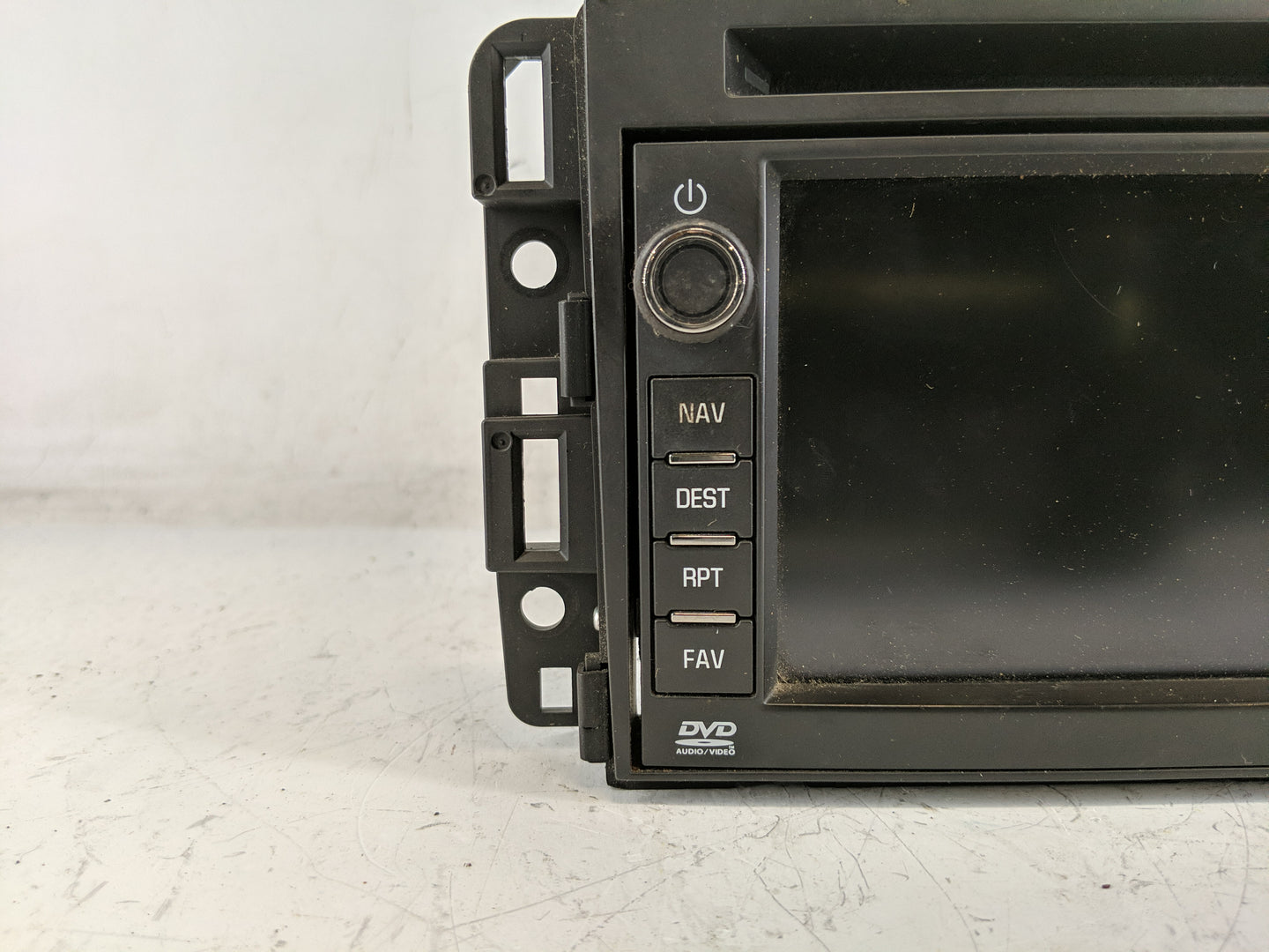 2007-2008 Gmc Yukon Radio AM FM Cd Player Receiver Replacement P/N:15882766 DW468100-5174 Fits Fits 2007 2008 OEM Used Auto 