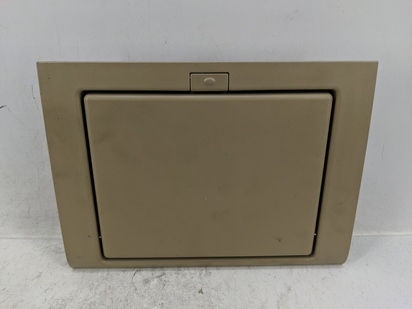 2007-2014 Gmc Yukon Information Display Screen - Oemusedautoparts1.com