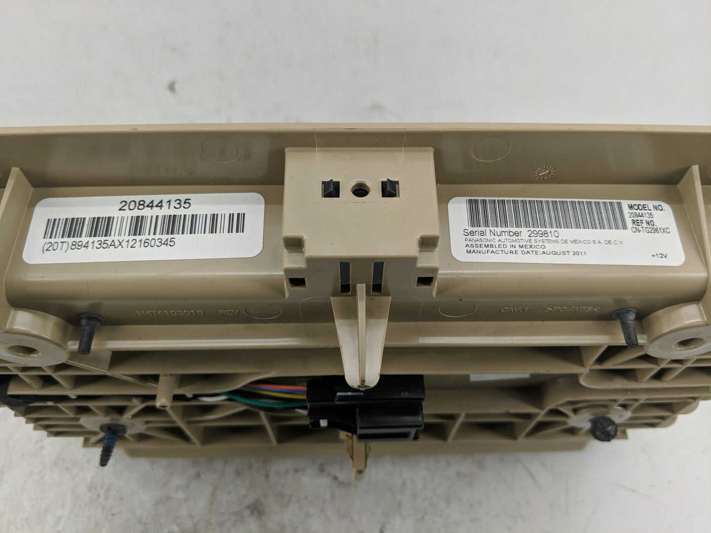 2007-2014 Gmc Yukon Information Display Screen - Oemusedautoparts1.com