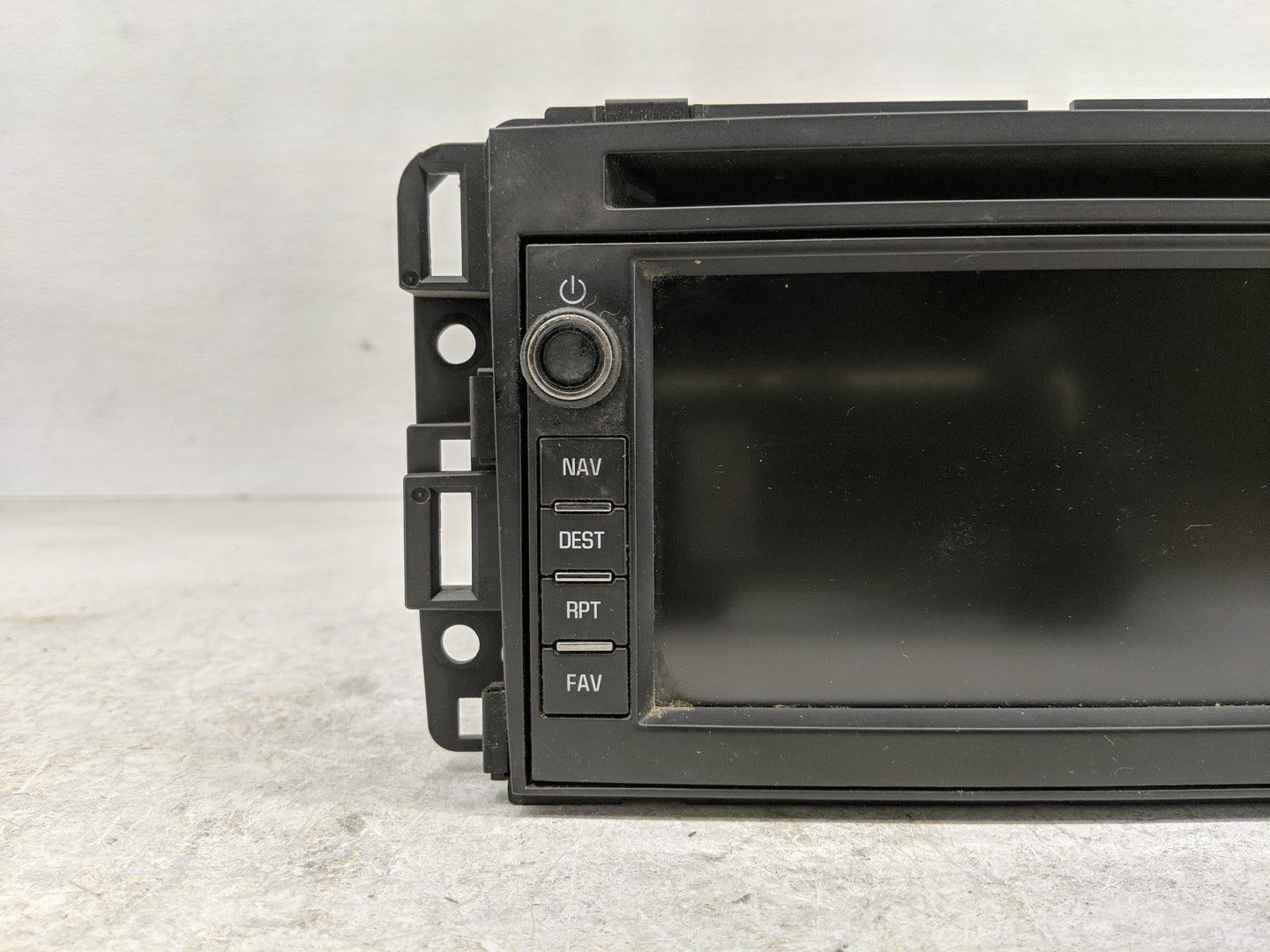 2007 Gmc Yukon Radio AM FM Cd Player Receiver Replacement P/N:DW468100-5770 15940103 Fits OEM Used Auto Parts - Oemusedautop