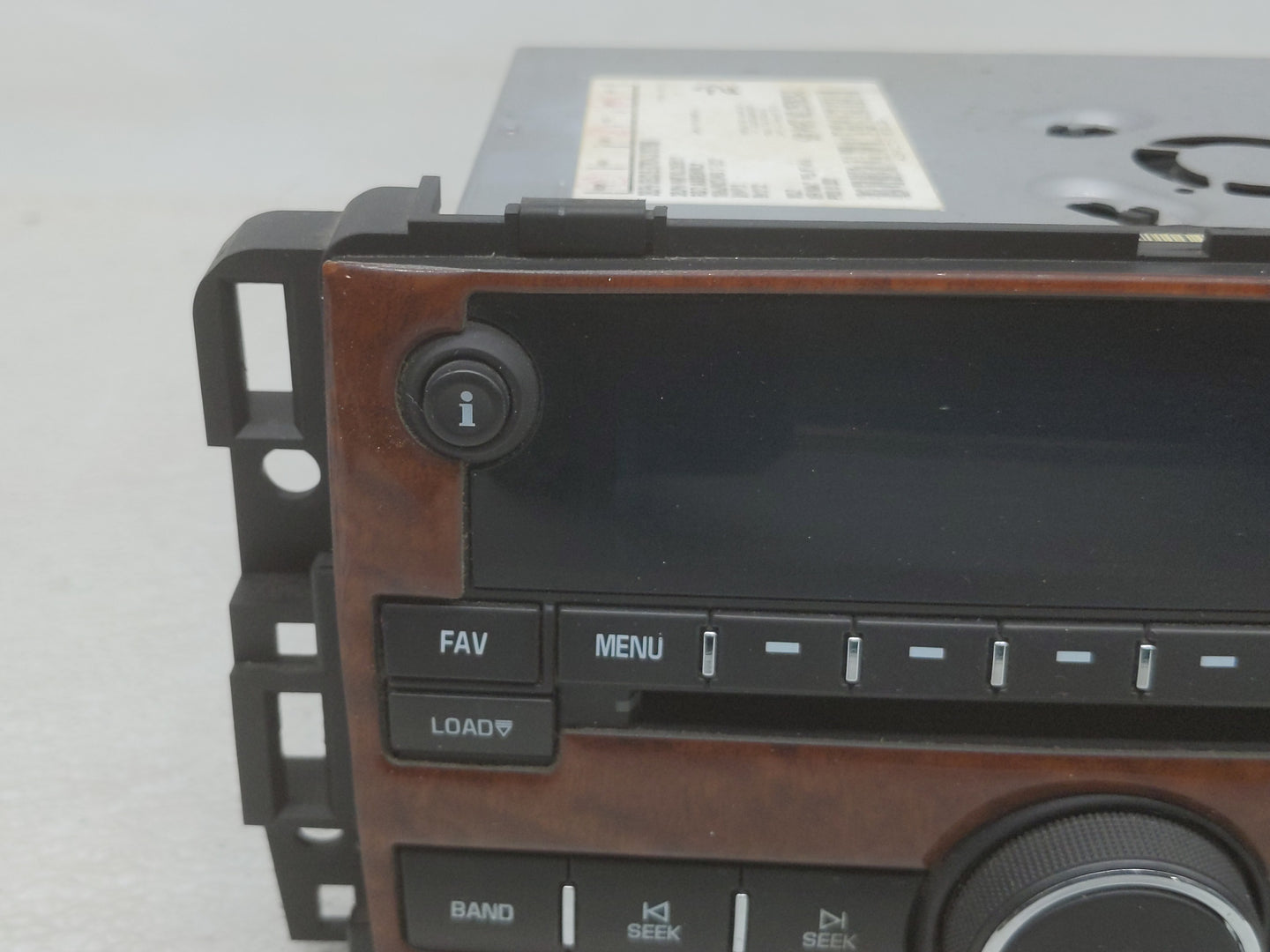 2007-2009 Gmc Yukon Radio AM FM Cd Player Receiver Replacement P/N:25782842 Fits Fits 2007 2008 2009 2010 OEM Used Auto Part