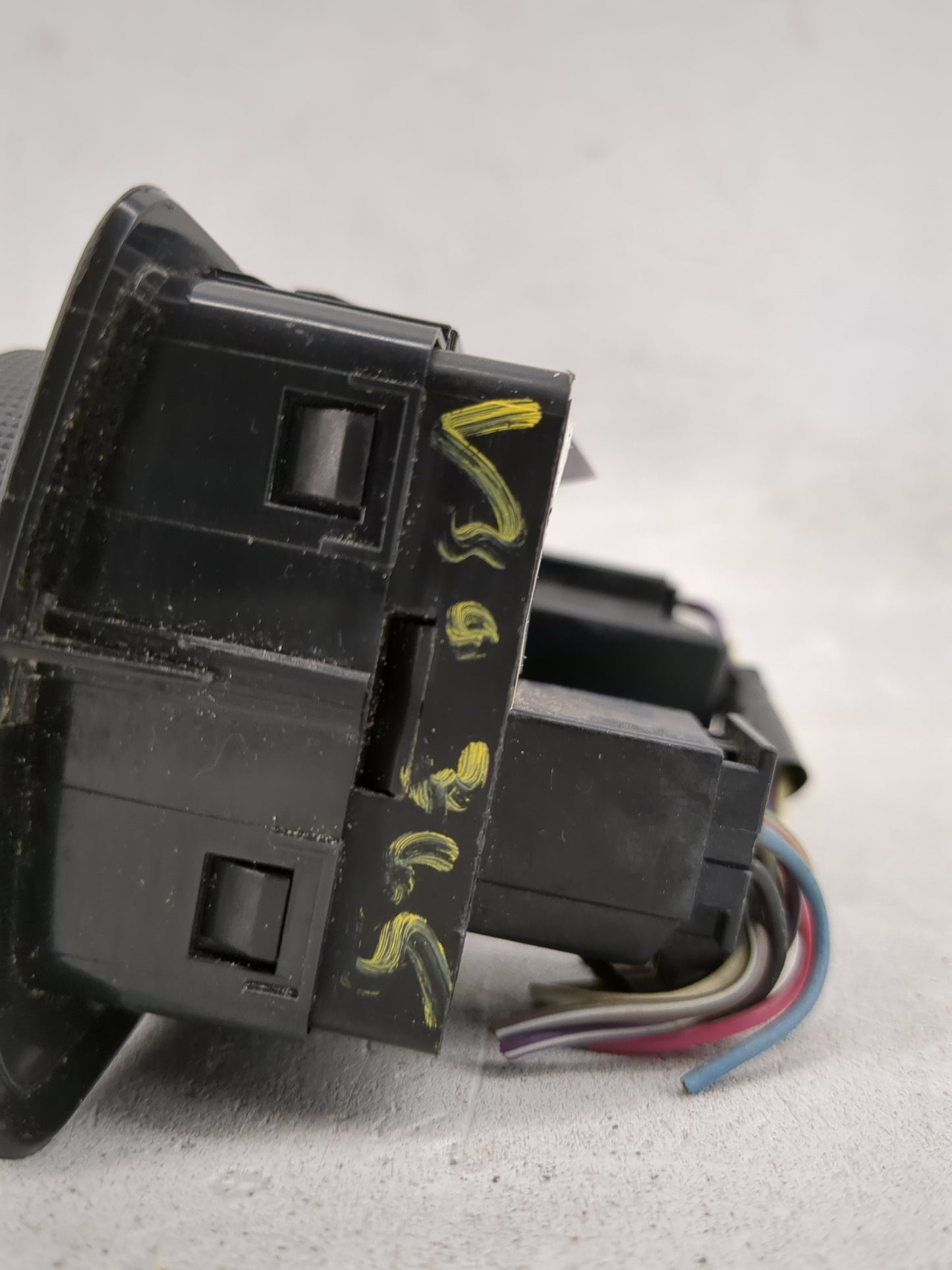 2007-2011 Gmc Yukon Climate Control Module Temperature AC/Heater Replacement Fits Fits 2007 2008 2009 2010 2011 OEM Used Aut