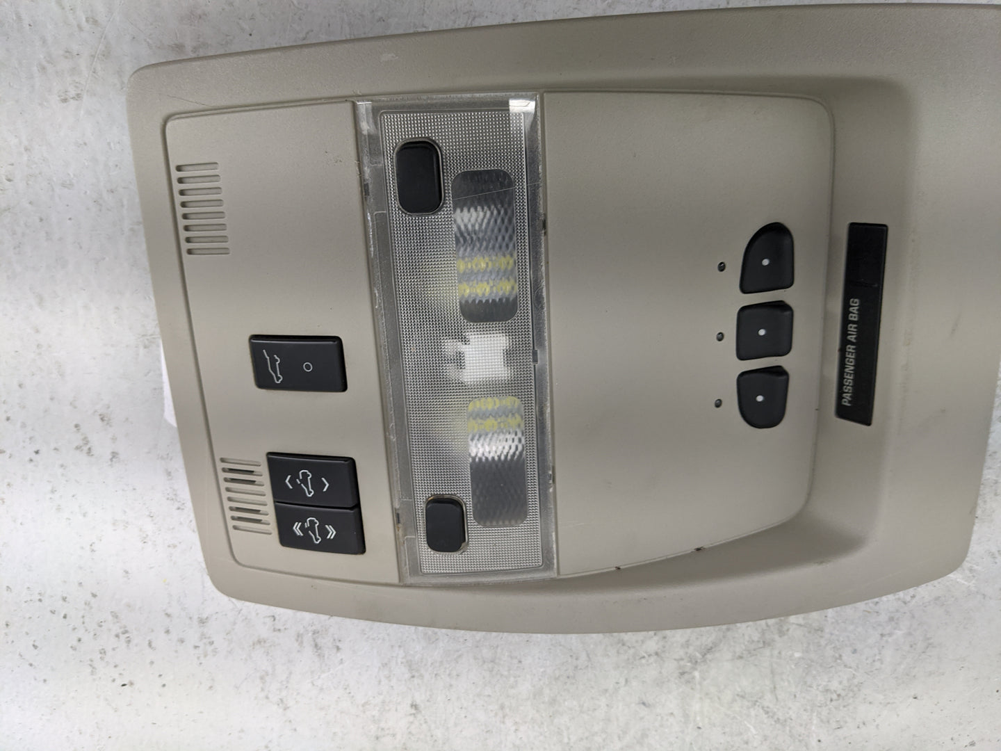 2007-2009 Gmc Yukon Overhead Console W/rear Climate Control Tan - Oemusedautoparts1.com