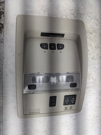 compare product 2007 Gmc Yukon Overhead Roof Console Tan