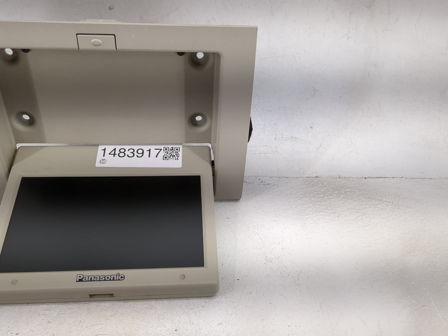 2007-2014 Gmc Yukon Information Display Screen Tan - Oemusedautoparts1.com
