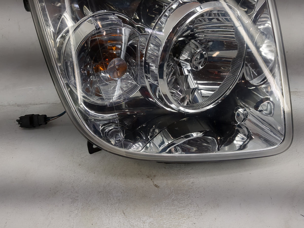 2007-2014 Gmc Yukon Driver Left Oem Head Light Headlight Lamp Black - Oemusedautoparts1.com