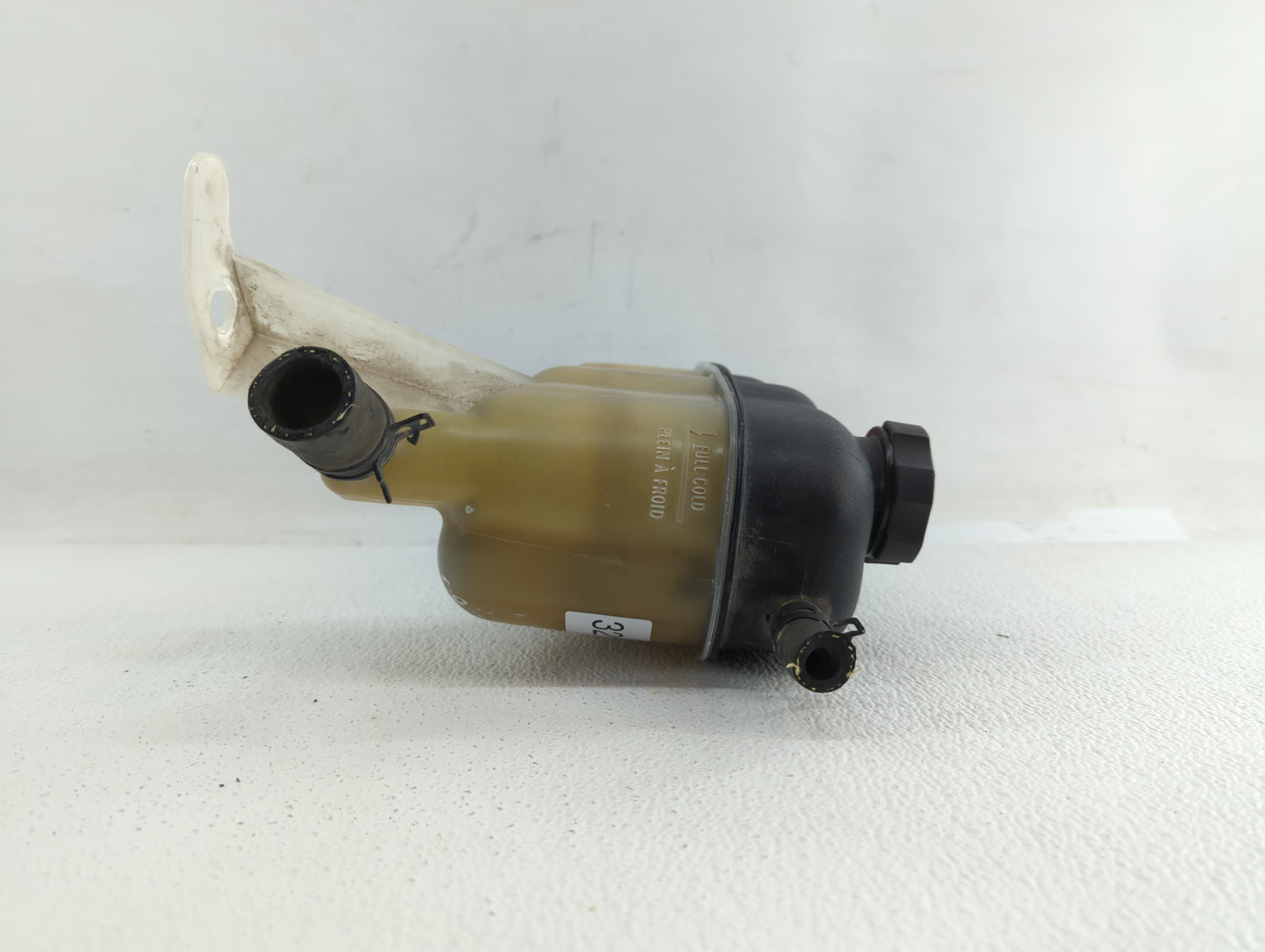 2007-2014 Gmc Yukon Windshield Washer Fluid Reservoir Bottle Oem - Oemusedautoparts1.com
