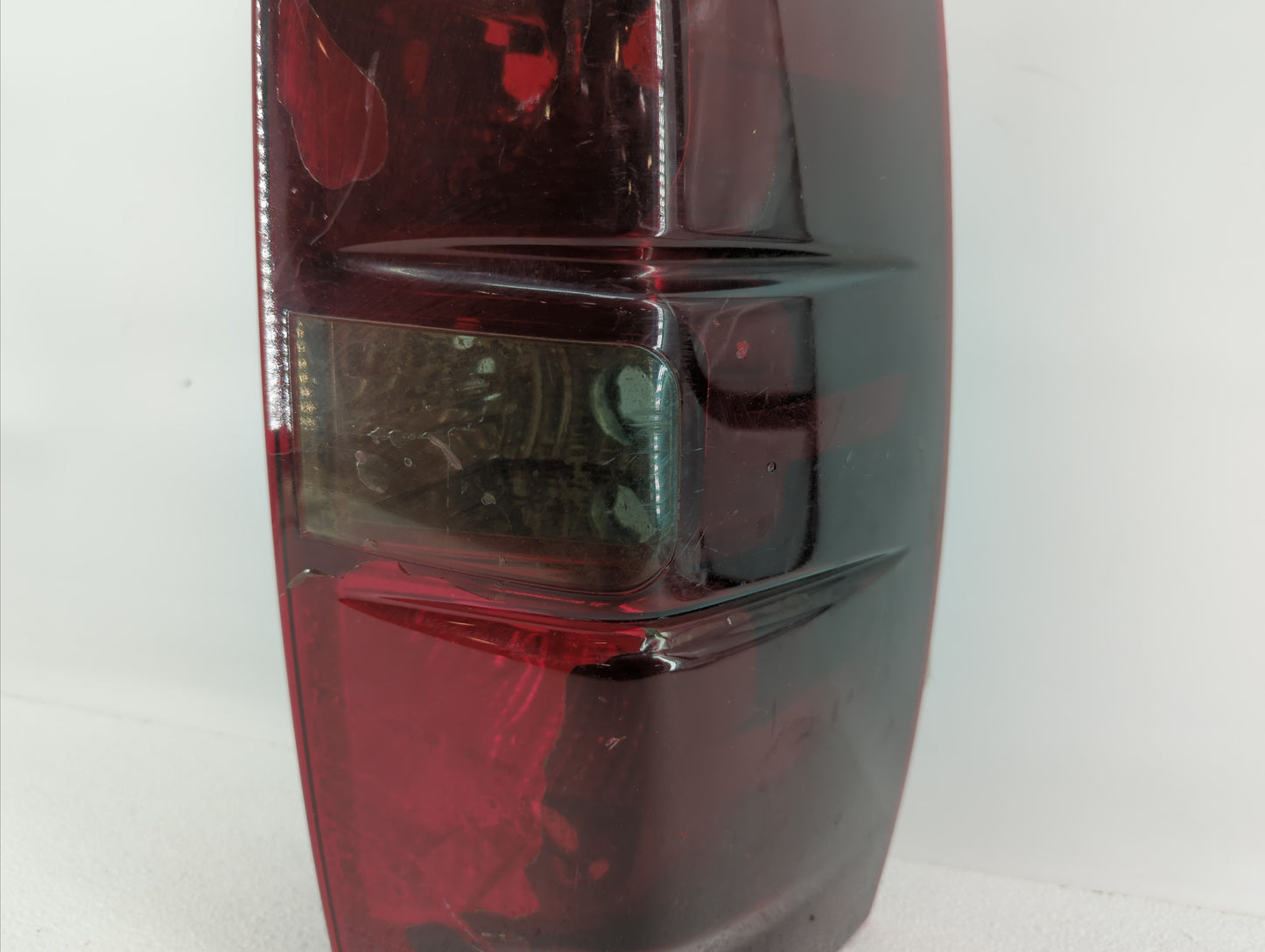 2007 Gmc Yukon Tail Light Assembly Driver Left OEM Fits OEM Used Auto Parts - Oemusedautoparts1.com