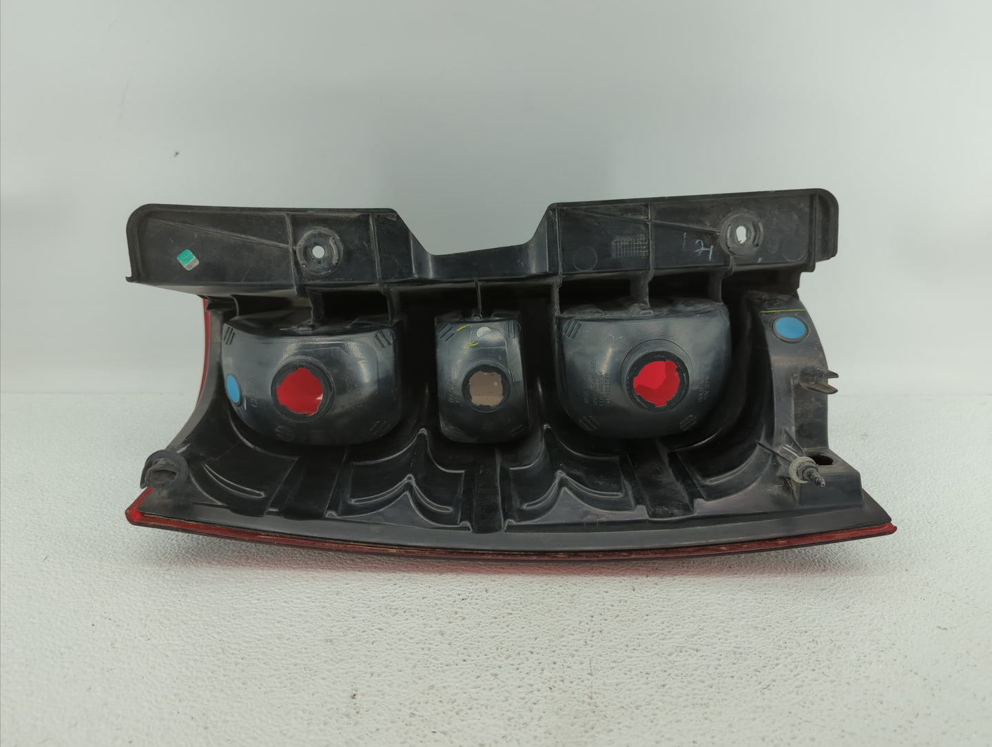 2007 Gmc Yukon Tail Light Assembly Driver Left OEM Fits OEM Used Auto Parts - Oemusedautoparts1.com