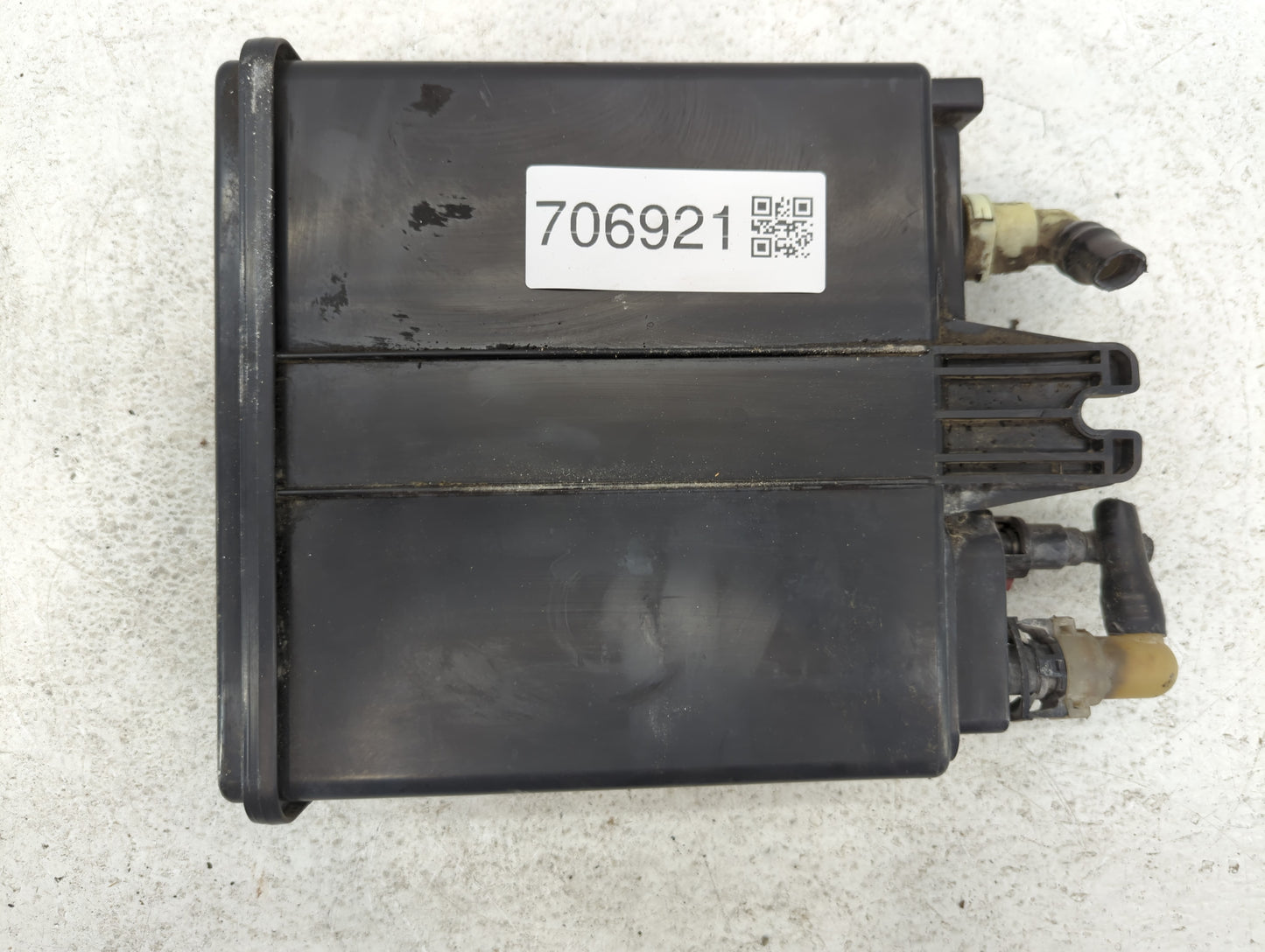 2007 Gmc Yukon Fuel Vapor Charcoal Canister - Oemusedautoparts1.com