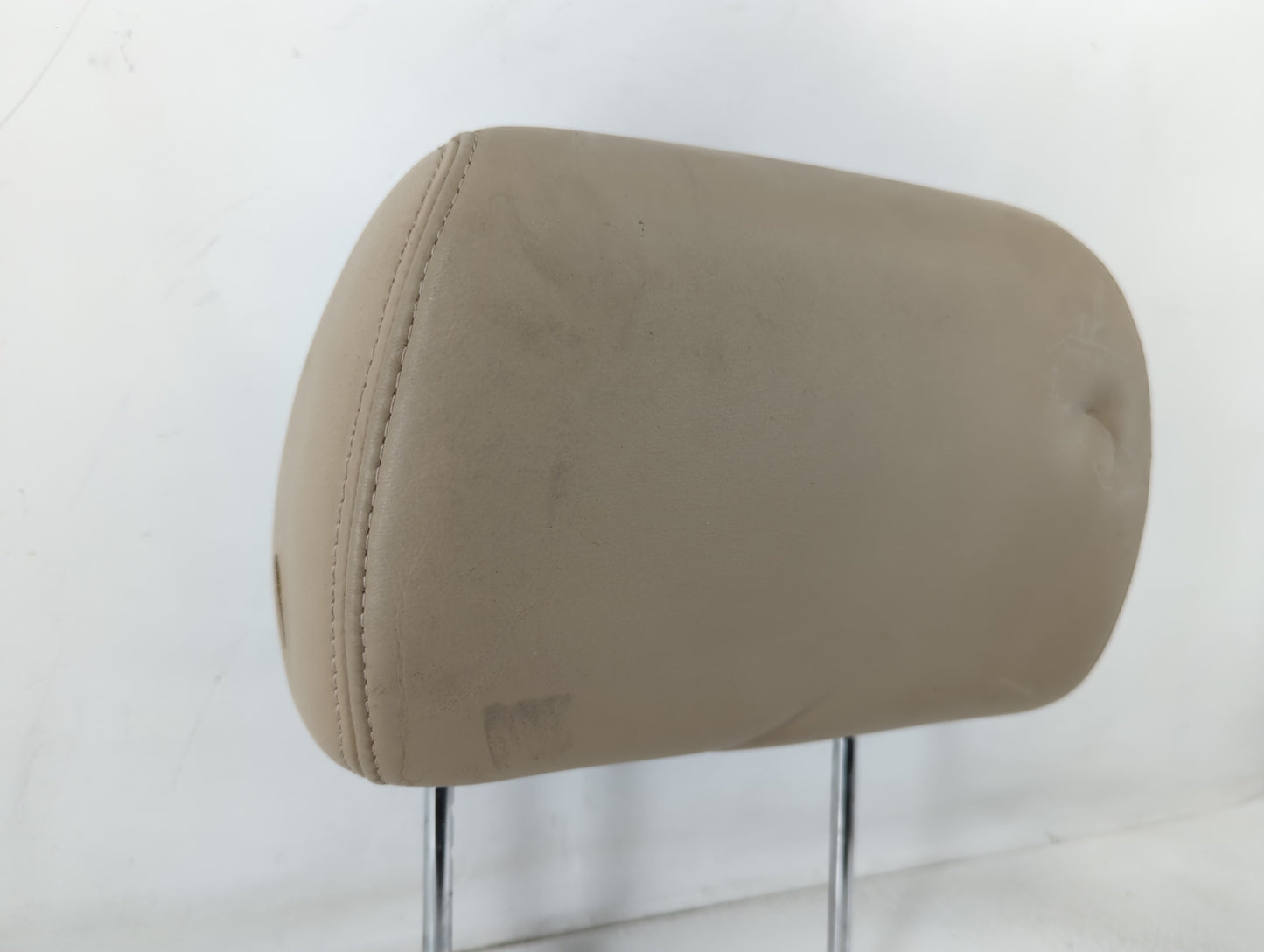2007 Gmc Yukon Headrest Head Rest Rear Center Seat Fits OEM Used Auto Parts - Oemusedautoparts1.com