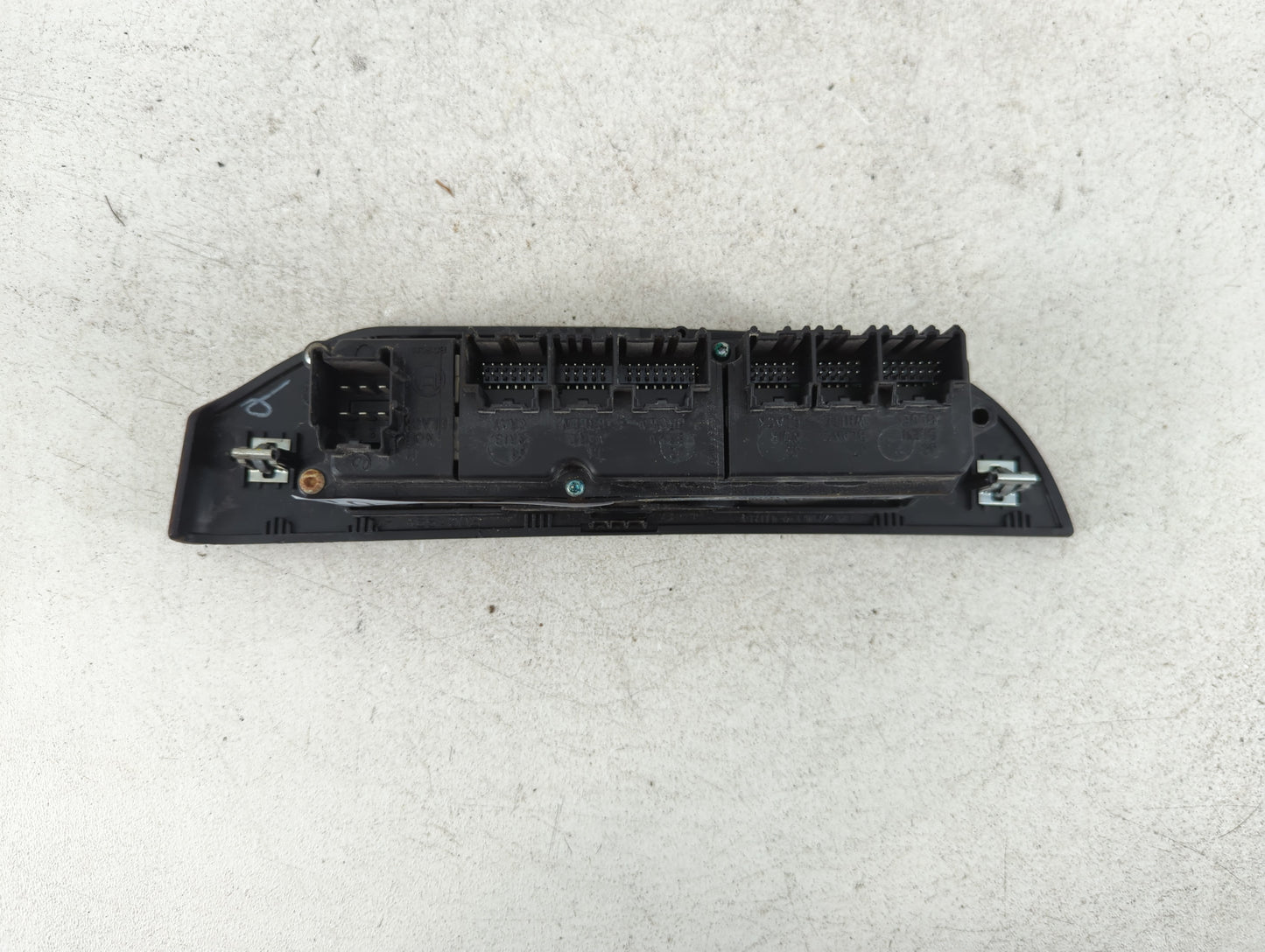 2007 Gmc Yukon Xl Master Power Window Switch Replacement Driver Side Left P/N:15906881 Fits OEM Used Auto Parts - Oemusedaut