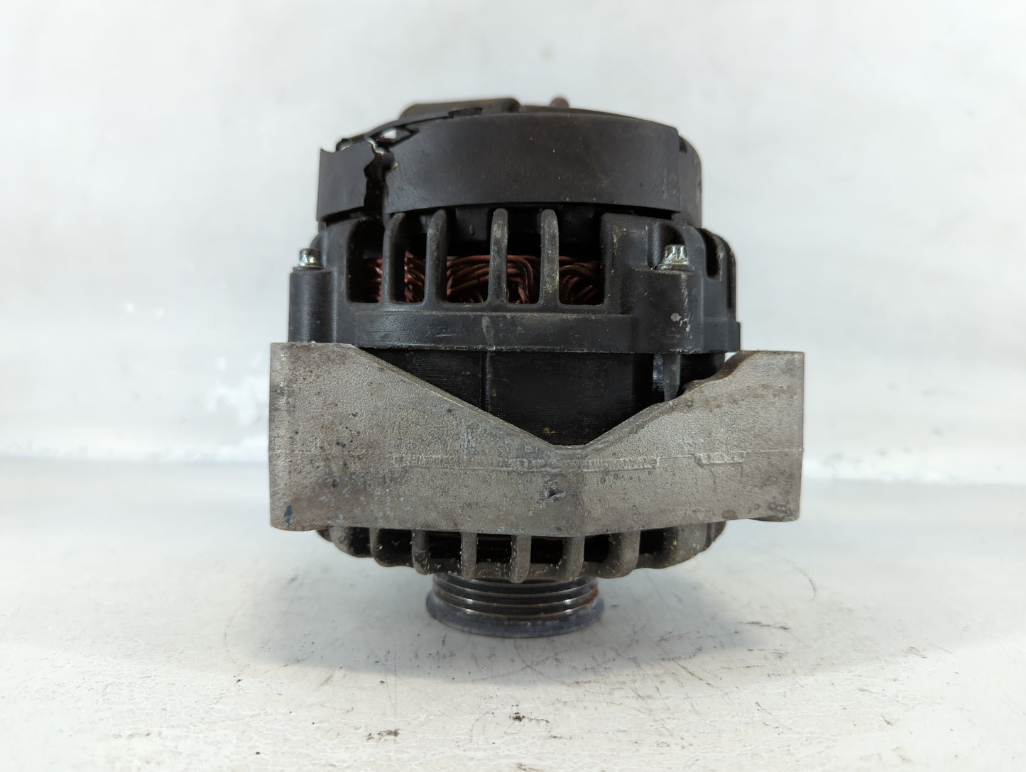 2007-2014 Gmc Yukon Xl Alternator Replacement Generator Charging Assembly Engine OEM Fits OEM Used Auto Parts - Oemusedautop