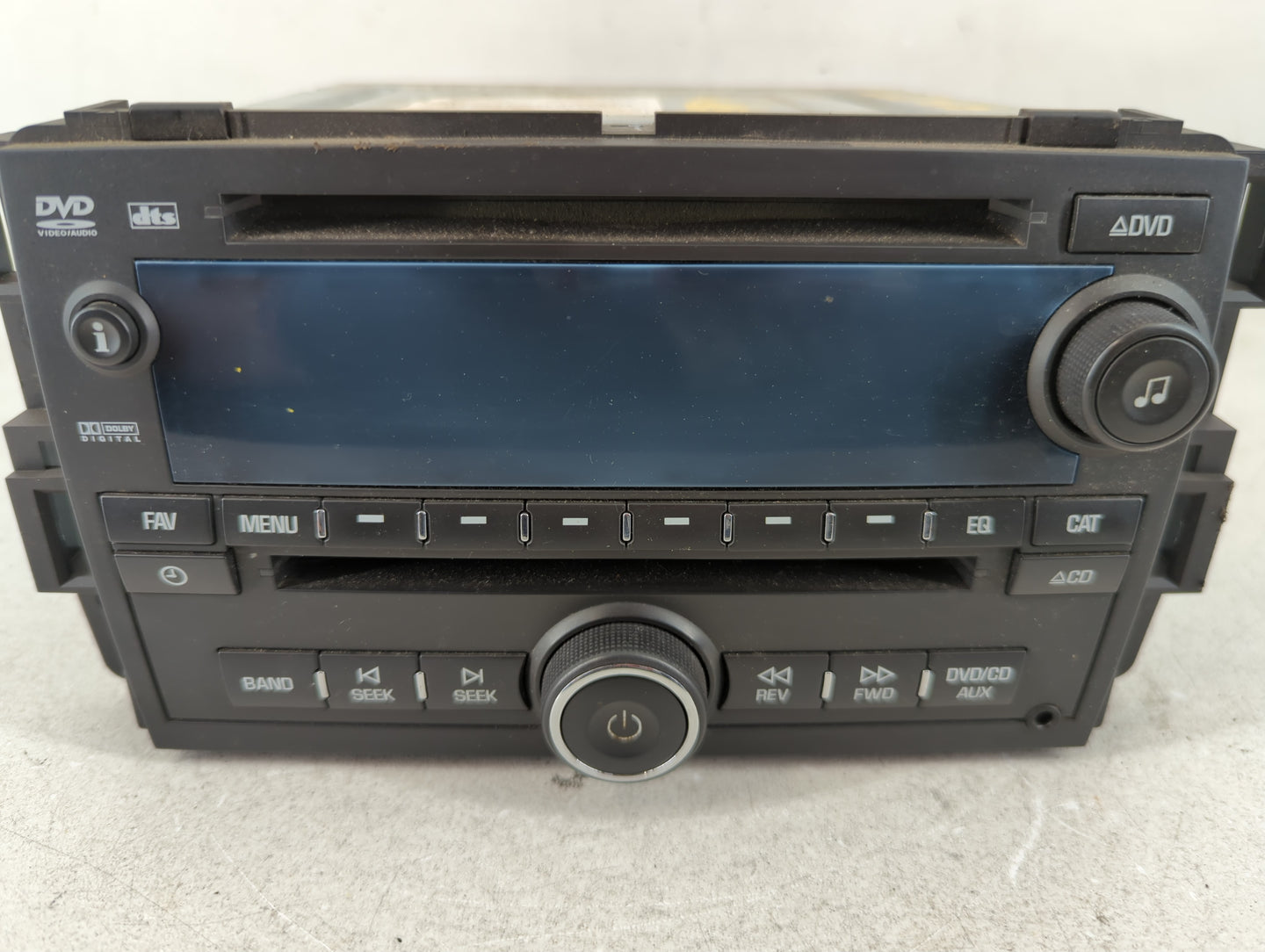2007-2014 Gmc Yukon Xl 1500 Radio AM FM Cd Player Receiver Replacement P/N:15923583 Fits OEM Used Auto Parts - Oemusedautopa