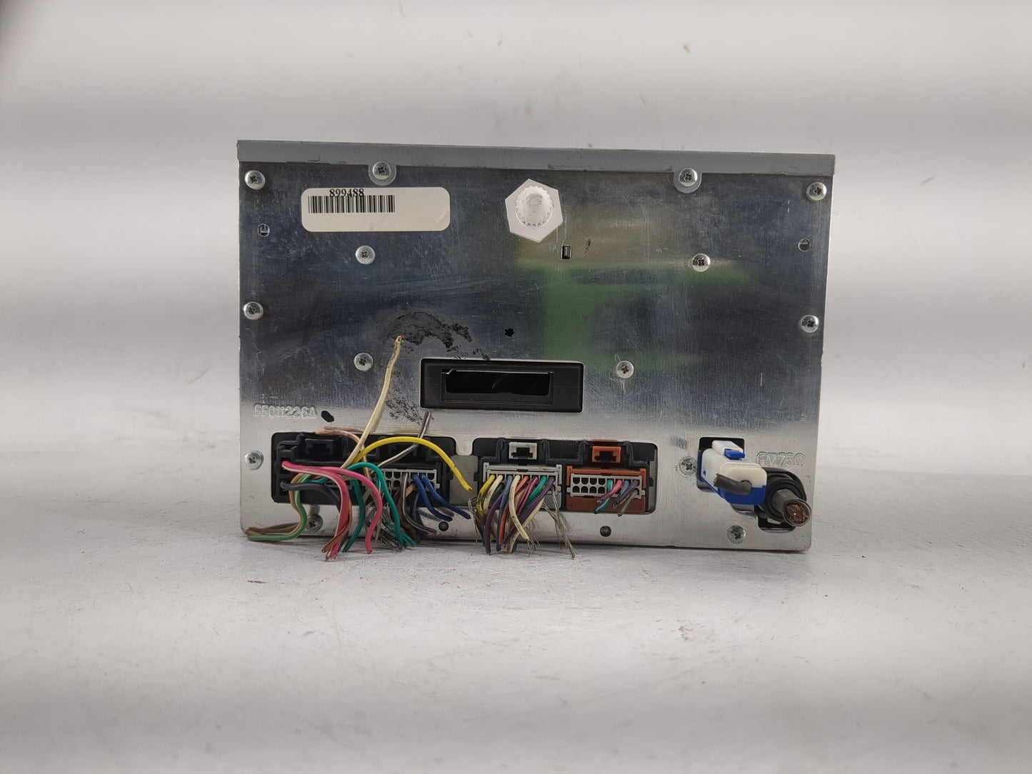 2007-2008 Gmc Yukon Xl 1500 Radio AM FM Cd Player Receiver Replacement P/N:15940102 Fits Fits 2007 2008 OEM Used Auto Parts 