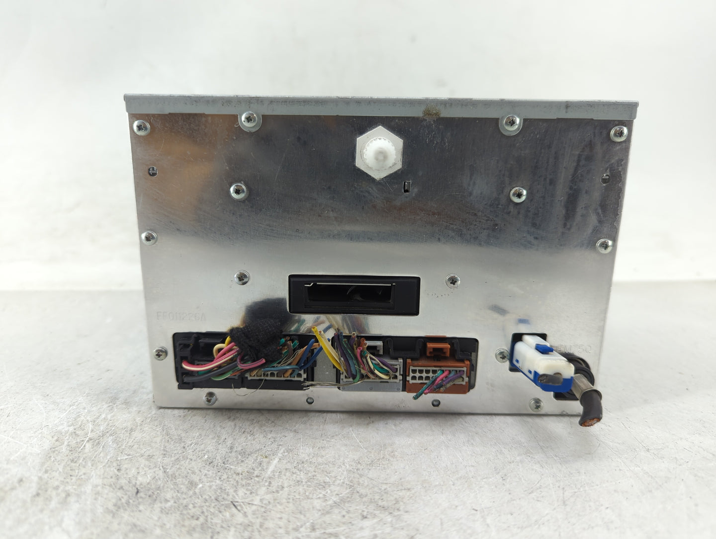 2007-2008 Gmc Yukon Xl 1500 Radio AM FM Cd Player Receiver Replacement P/N:15882766 Fits Fits 2007 2008 OEM Used Auto Parts 