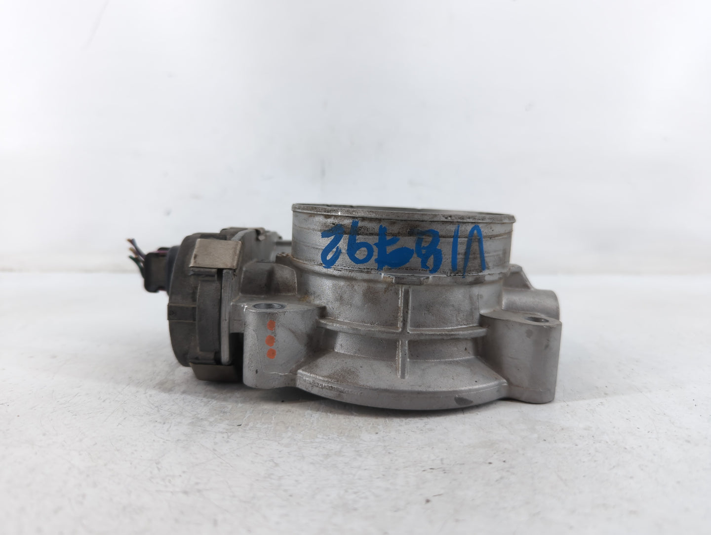 2007-2008 Gmc Yukon Xl 1500 Throttle Body P/N:6779233 20200107, 673008 Fits Fits 2006 2007 2008 2009 OEM Used Auto Parts - O
