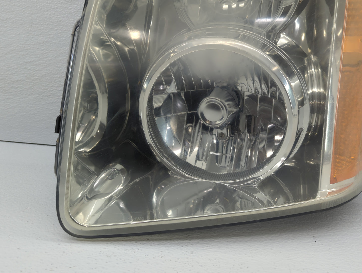 2007 Gmc Yukon Xl 2500 Tail Light Assembly Driver Left OEM Fits OEM Used Auto Parts - Oemusedautoparts1.com