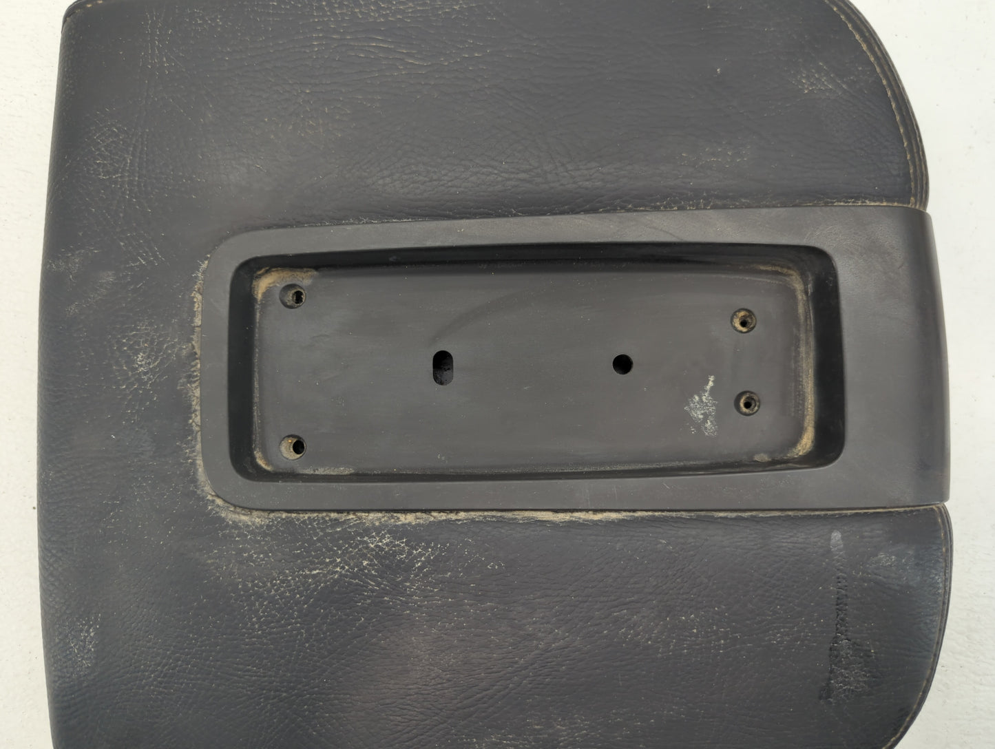 2007 Gmc Yukon Xl 2500 Center Console Armrest Cover Lid Black - Oemusedautoparts1.com