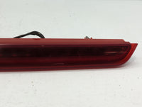 2007 Gmc Yukon Xl 2500 Third Brake Light Tail Light P/N:25794525 Fits OEM Used Auto Parts - Oemusedautoparts1.com