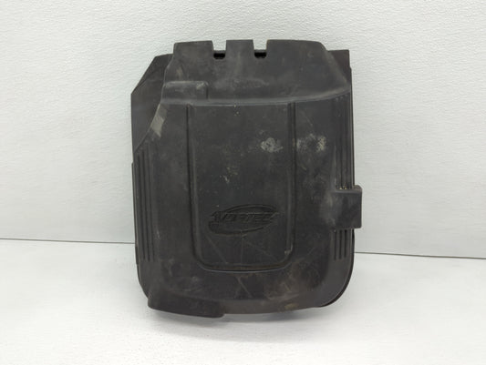 2007 Gmc Yukon Xl 2500 Engine Cover - Oemusedautoparts1.com