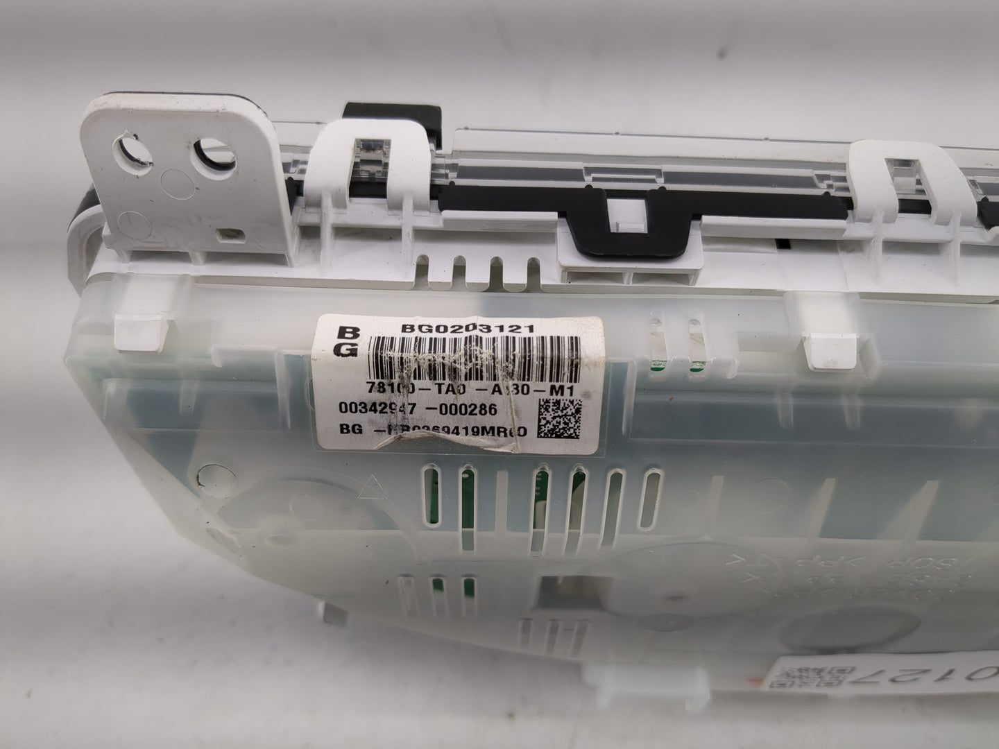 2003-2007 Honda Accord Instrument Cluster Speedometer Gauges P/N:78100-TA0 Fits Fits 2003 2004 2005 2006 2007 OEM Used Auto 