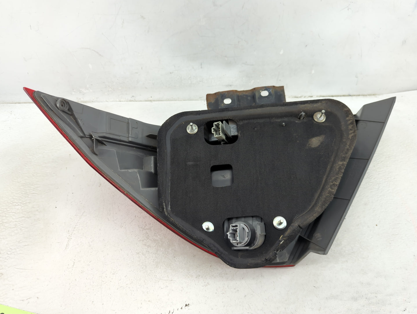 2006-2007 Honda Accord Tail Light Assembly Driver Left OEM Fits Fits 2006 2007 OEM Used Auto Parts - Oemusedautoparts1.com