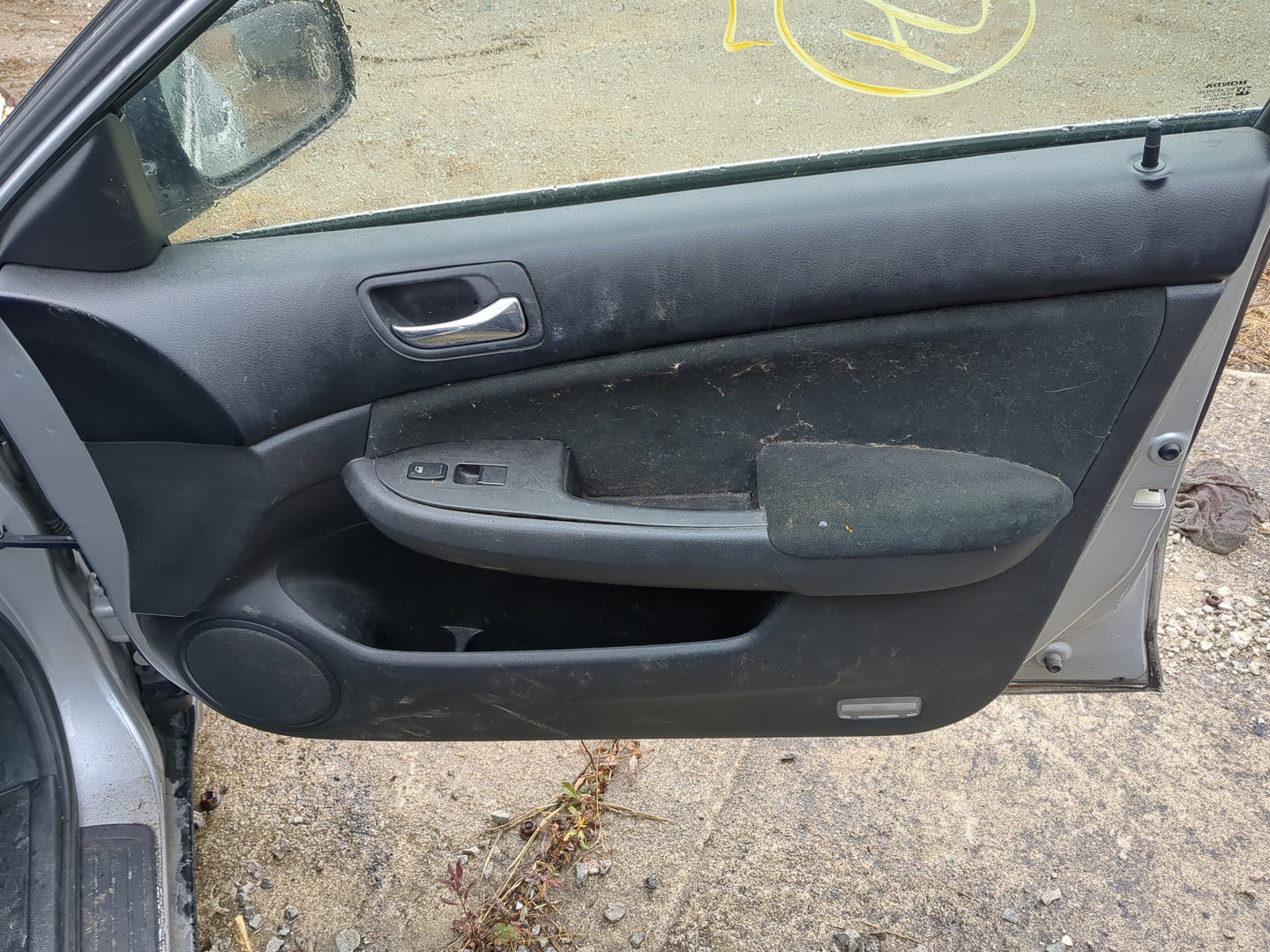 2007 Honda Accord Front Right Passenger Interior Door Panel Trim - Oemusedautoparts1.com