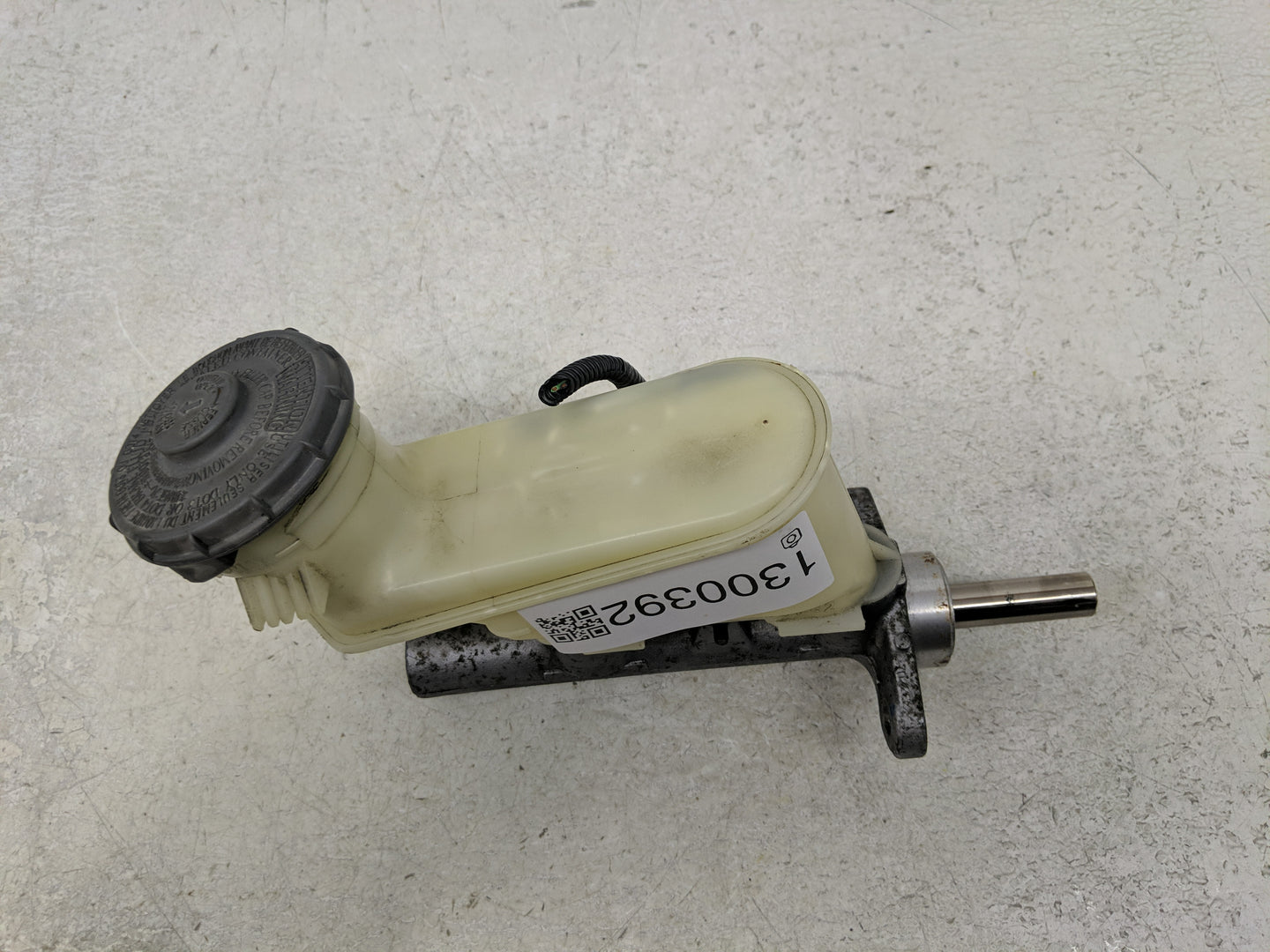 2005-2007 Honda Accord Brake Master Cylinder 1300392 - Oemusedautoparts1.com