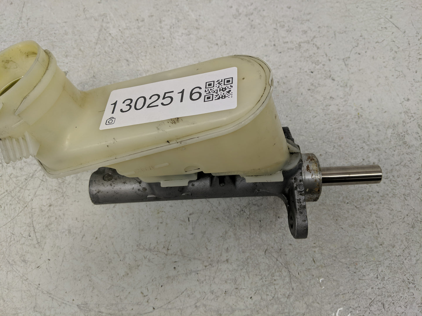 2005-2007 Honda Accord Brake Master Cylinder - Oemusedautoparts1.com