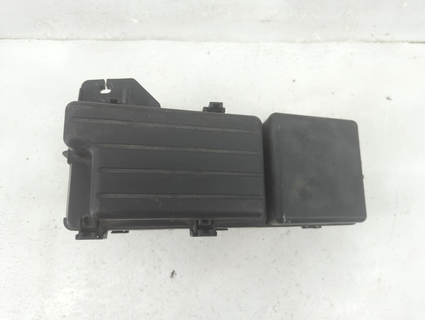 2003-2007 Honda Accord Fusebox Fuse Box Panel Relay Module P/N:38250-SDA-A02 Fits Fits 2003 2004 2005 2006 2007 OEM Used Aut