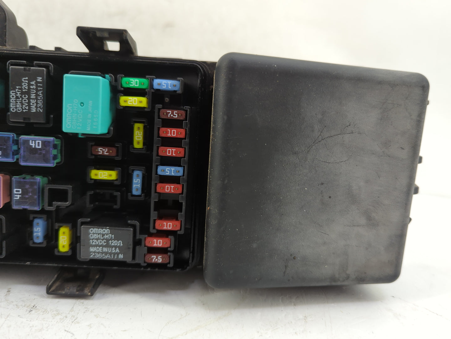 2003-2007 Honda Accord Fusebox Fuse Box Panel Relay Module P/N:38250-SDA-A02 Fits Fits 2003 2004 2005 2006 2007 OEM Used Aut
