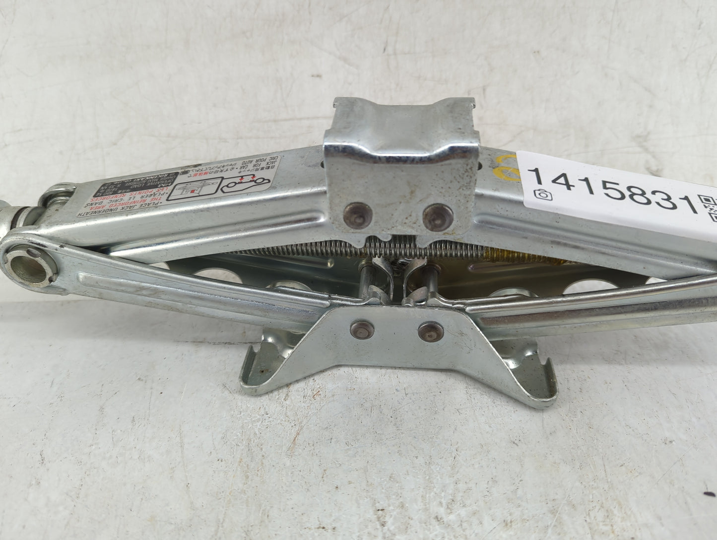 2007 Honda Accord Spare Scissor Car Jack - Oemusedautoparts1.com