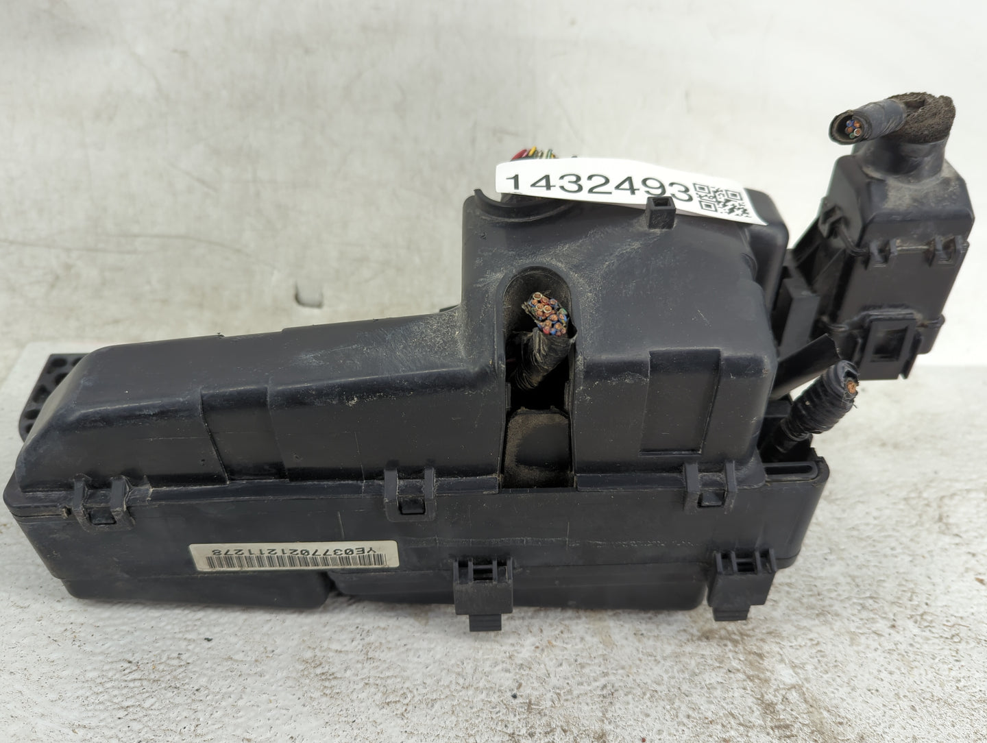 2003-2007 Honda Accord Fusebox Fuse Box Panel Relay Module P/N:YE03770211278 Fits Fits 2003 2004 2005 2006 2007 OEM Used Aut