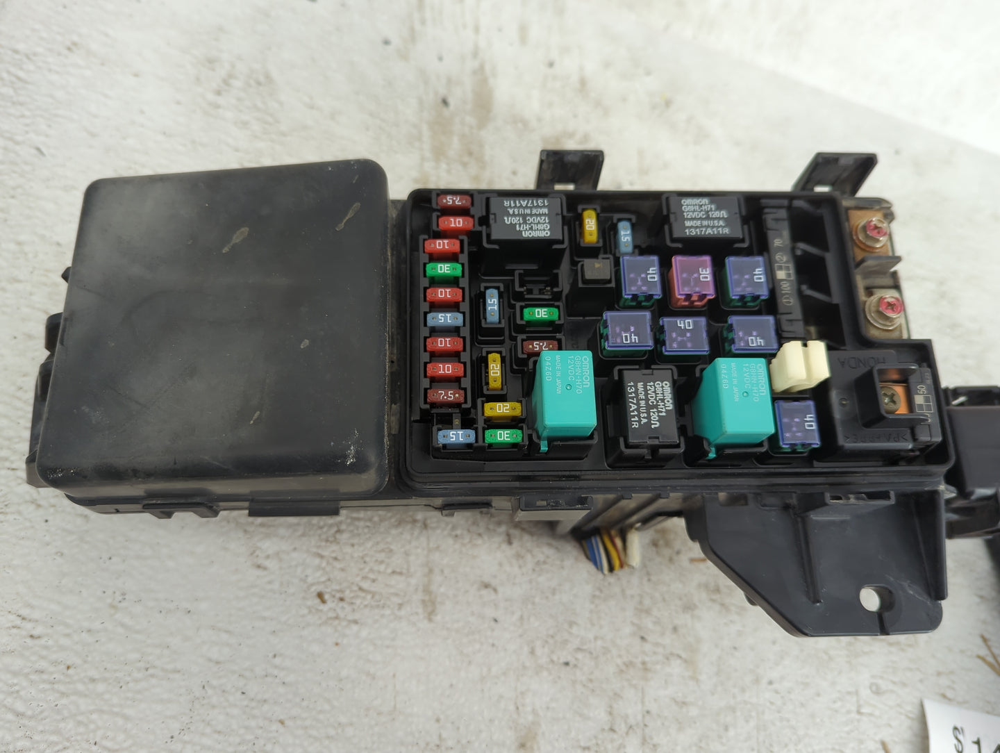 2003-2007 Honda Accord Fusebox Fuse Box Panel Relay Module P/N:YE03770211278 Fits Fits 2003 2004 2005 2006 2007 OEM Used Aut