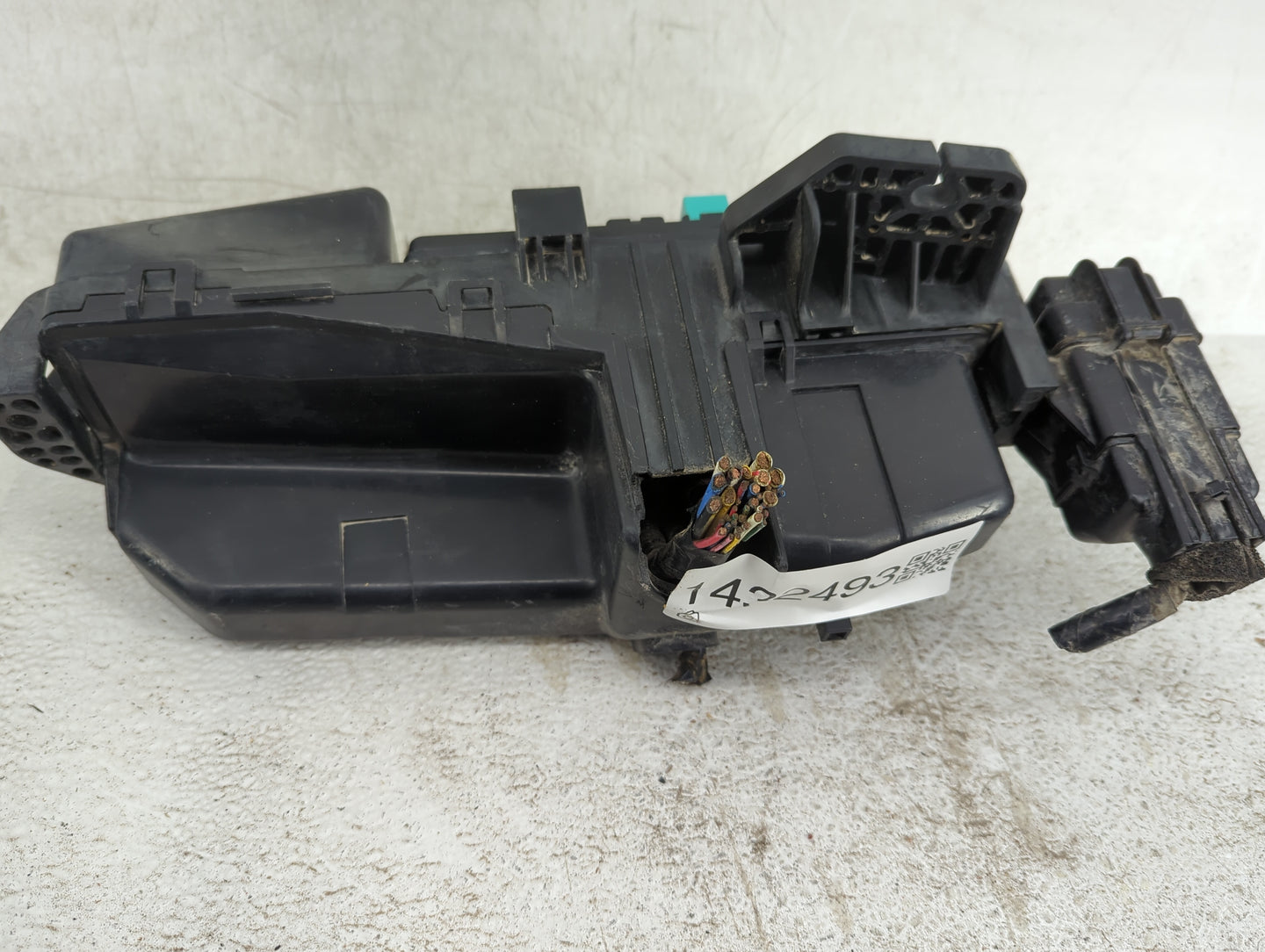 2003-2007 Honda Accord Fusebox Fuse Box Panel Relay Module P/N:YE03770211278 Fits Fits 2003 2004 2005 2006 2007 OEM Used Aut