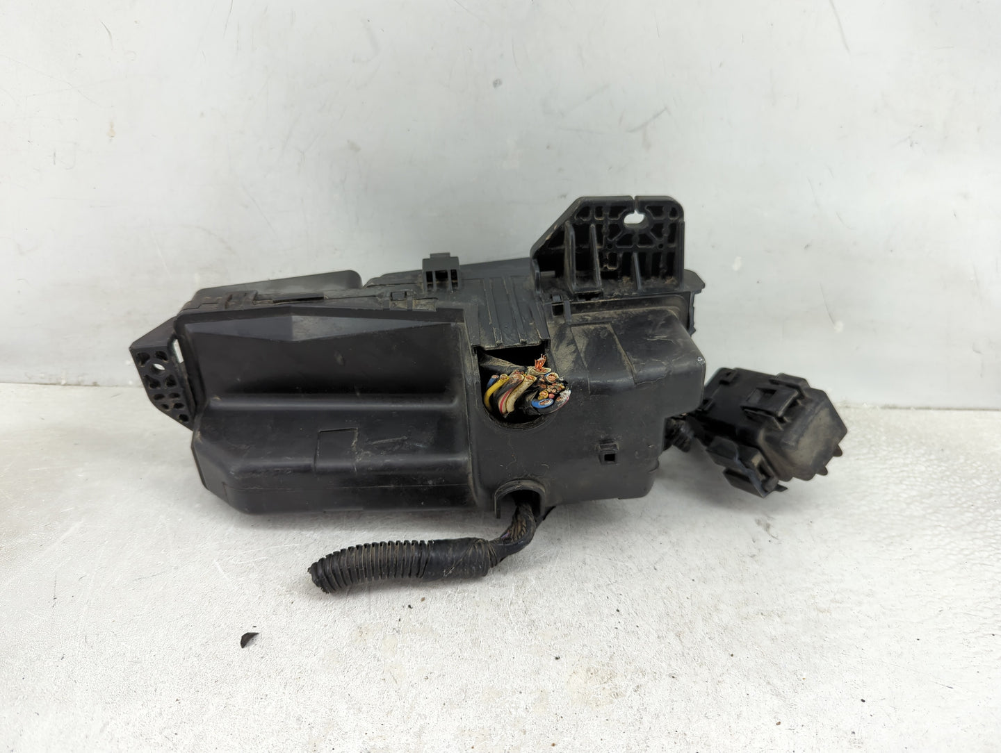 2003-2007 Honda Accord Fusebox Fuse Box Panel Relay Module P/N:YE03770211278 Fits Fits 2003 2004 2005 2006 2007 OEM Used Aut