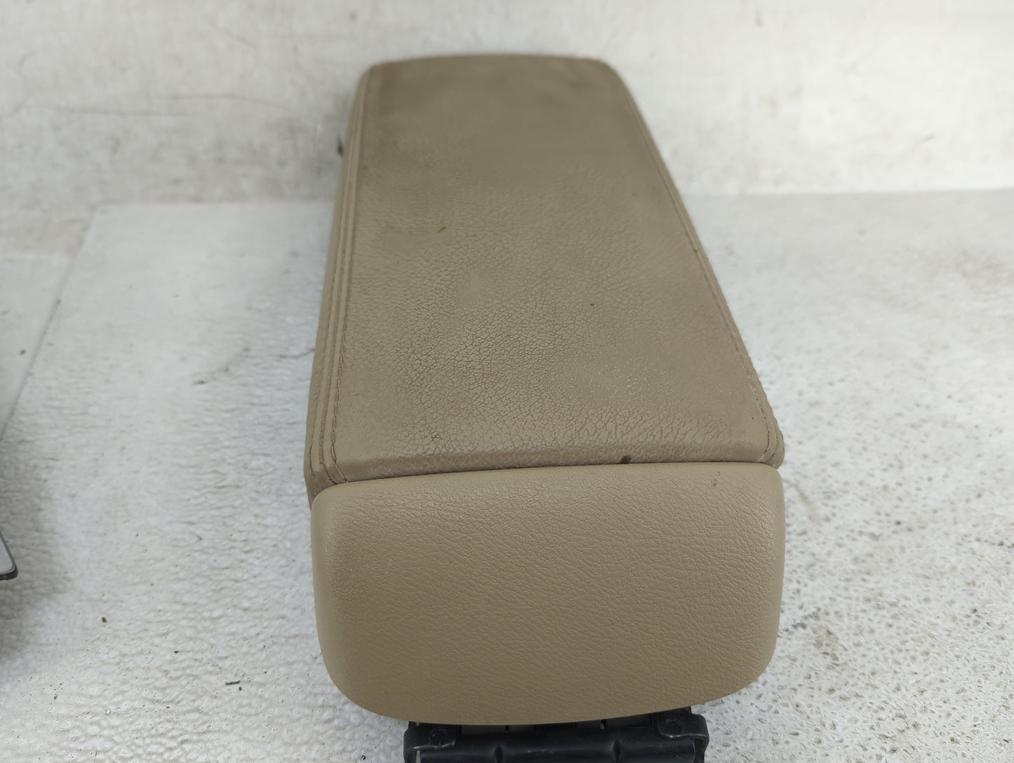 2007 Honda Accord Center Console Armrest Cover Lid Fits OEM Used Auto Parts - Oemusedautoparts1.com