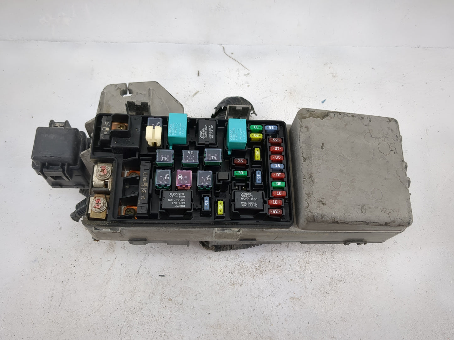 2007 Honda Accord Fusebox Fuse Box Panel Relay Module P/N:G8HL-H71 Fits OEM Used Auto Parts - Oemusedautoparts1.com