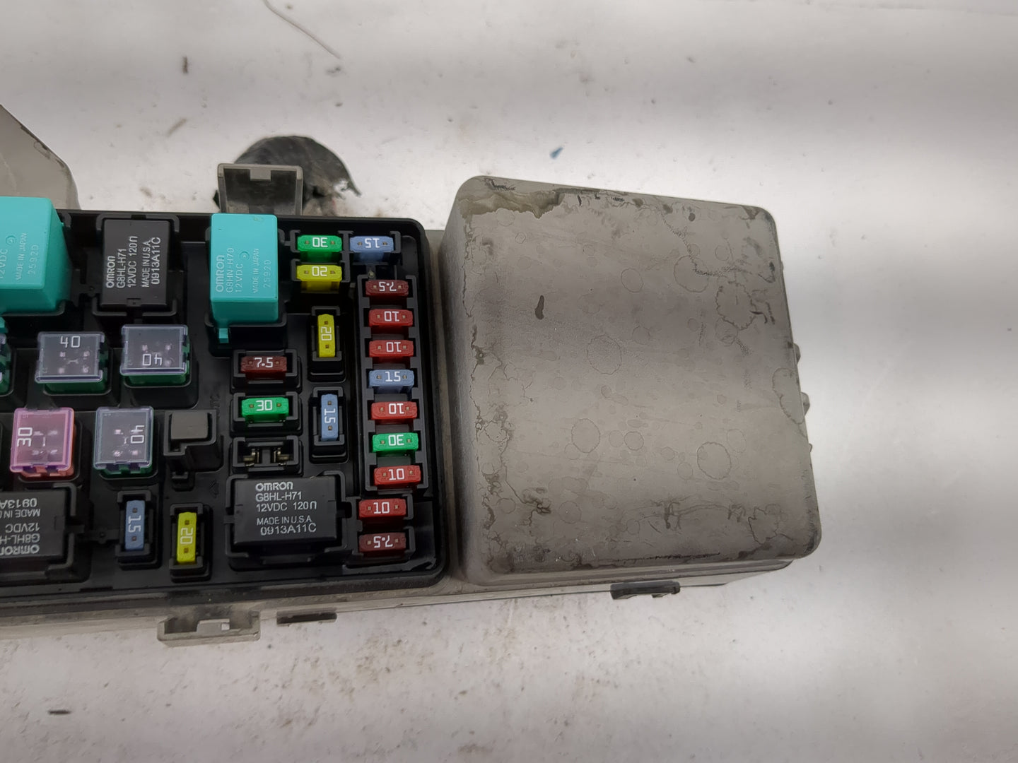2007 Honda Accord Fusebox Fuse Box Panel Relay Module P/N:G8HL-H71 Fits OEM Used Auto Parts - Oemusedautoparts1.com